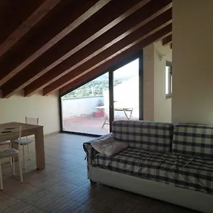 https://sofias-house-fiumefreddo-di-sicilia.sicilyhotelsitaly.net