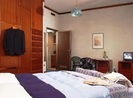 *** Aparthotel Residence Loreto Milano Italia